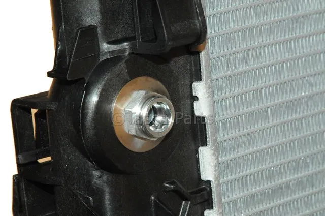 Radiator - GM (13311079) - view 6