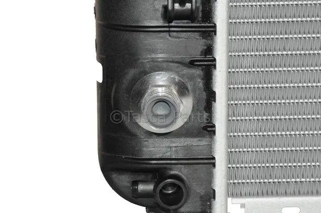 Radiator - GM (15841574) - view 2