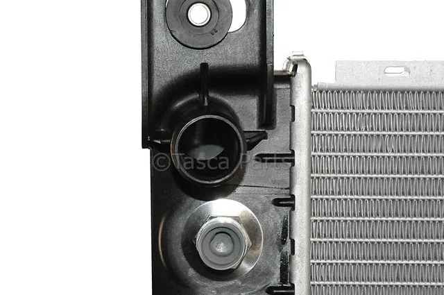 Radiator - GM (15841574) - view 3