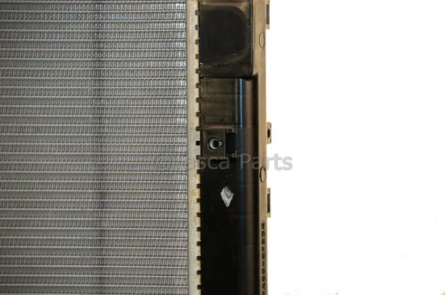 Radiator - GM (15932854) - view 2