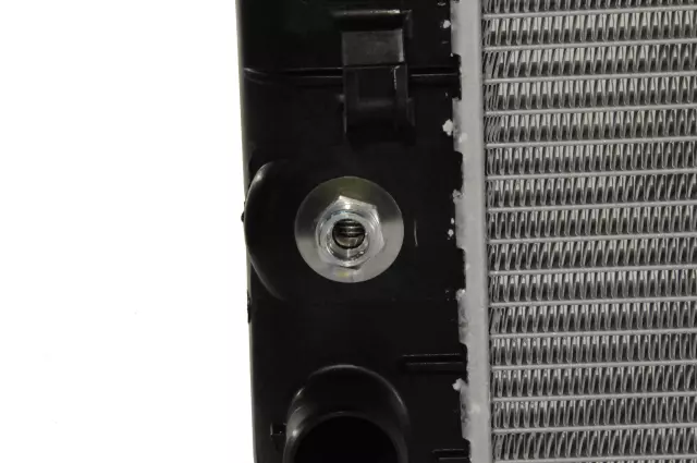 Radiator - GM (22727322) - view 16