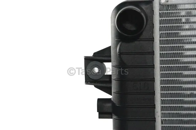 Radiator - GM (22805590) - view 9