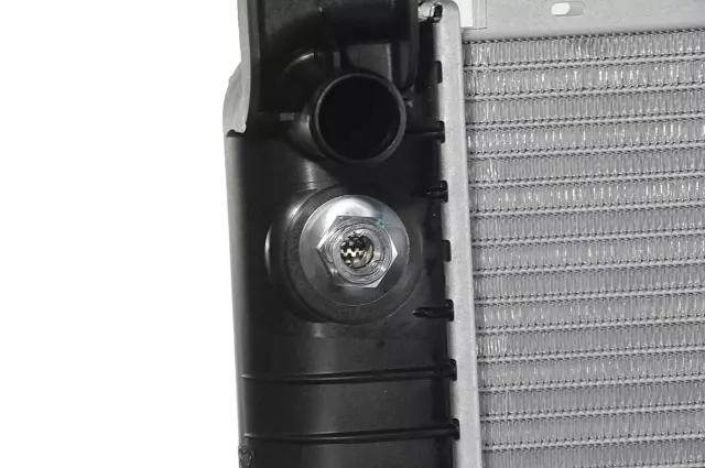 Radiator - GM (22840116) - view 15