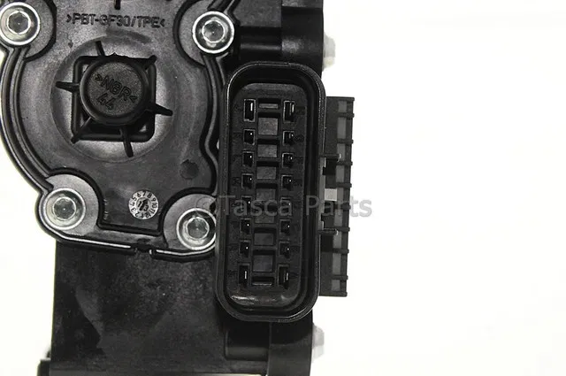 Electronic Parking Brake Control Module - ACDelco (22851537) - view 10
