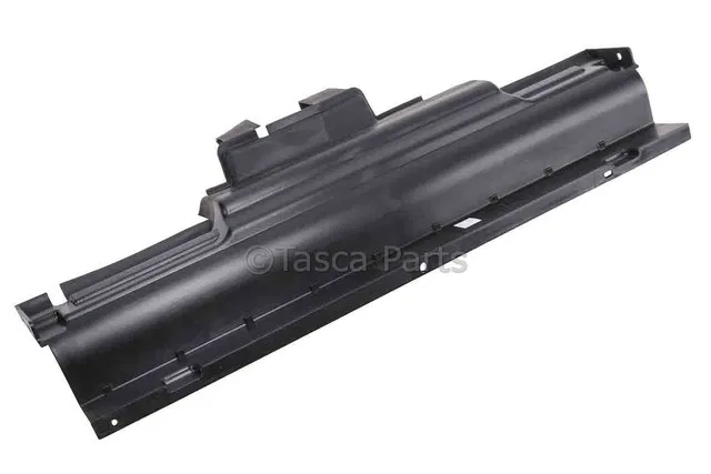 Upper Radiator Air Seal - GM (23164440)