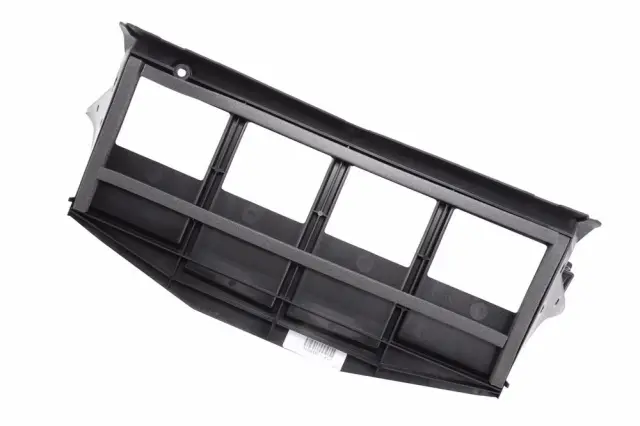 Lower Radiator Air Baffle - GM (23331075) - view 2
