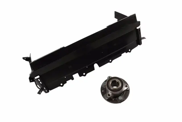 Lower Radiator Air Baffle - GM (23350091)