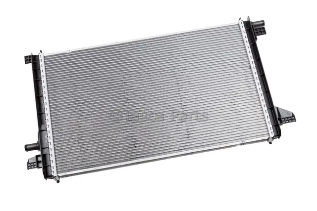Radiator - GM (23385891) - view 2