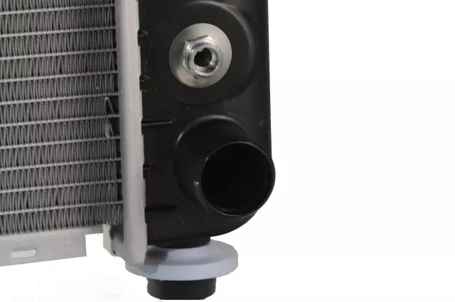 Radiator - GM (25810258) - view 15