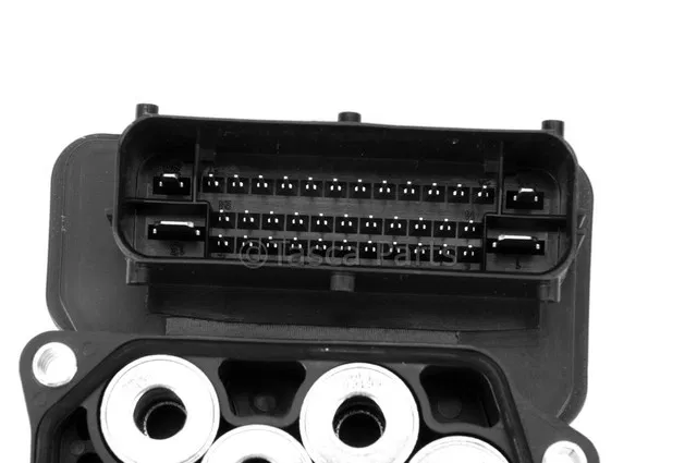 Electronic Brake Control Module - ACDelco (42353833) - view 2