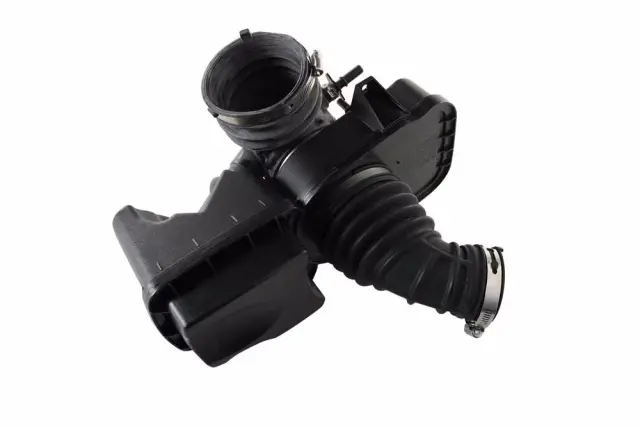 Air Cleaner Outlet Duct - GM (84024042)