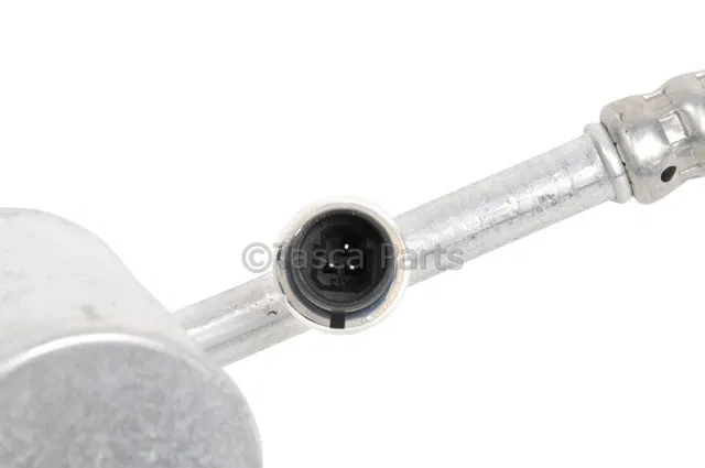 Air Conditioning Compressor Hose - GM (84069778)