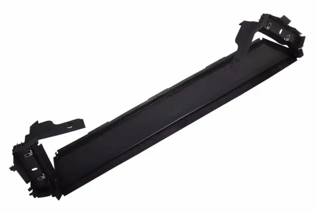 Front Lower Radiator Air Baffle - GM (84147809)
