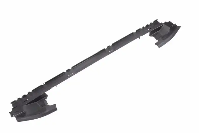 Lower Radiator Air Baffle - GM (84252887)