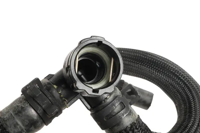 Heater Outlet Hose - GM (84299725)