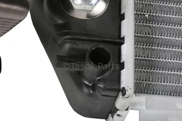 Radiator - GM (84462084) - view 2
