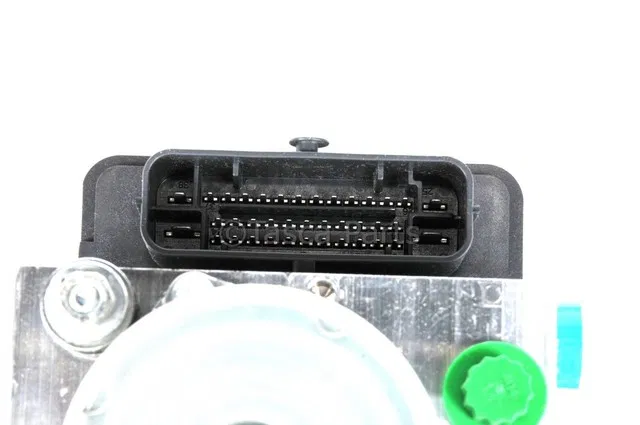 Electronic Brake Control Module with Brake Pressure Modulator Valve - GM (84791032)