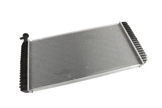 Engine Radiator - ACDelco (84916454) - view 2