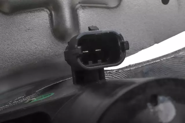 Passenger Side Parking Brake - GM (85114294) - view 2