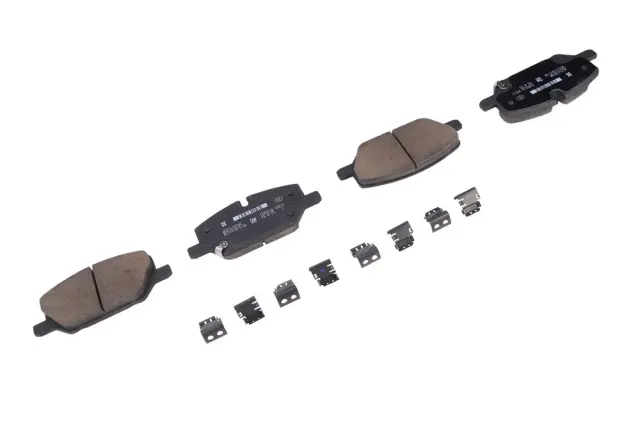 Front Disc Brake Pad Set - GM (85144484)