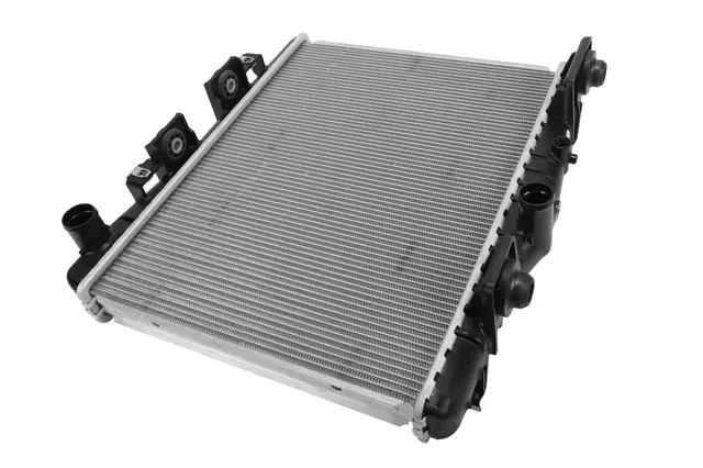 Outer Radiator - GM (85559347) - view 2
