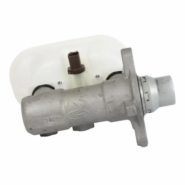 Motorcraft™ Master Cylinder - Ford (BRMC-331) - view 2
