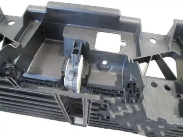Radiator Shutter Assembly - Ford (FL3Z-8475-F) - view 7